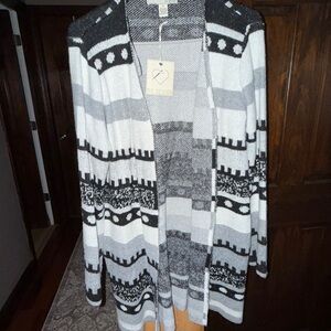 Black and White Patterned Cardigan